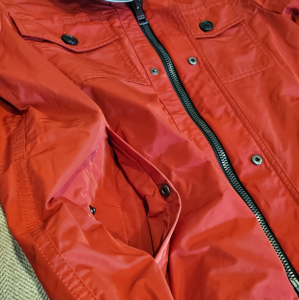 Brand new Burberry Children 14Y raincoat XXS XS - Picture 7 of 15